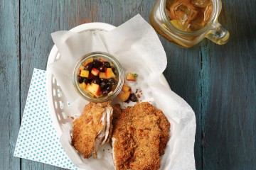 Easy diabetic-friendly fried chicken is baked in the oven.
