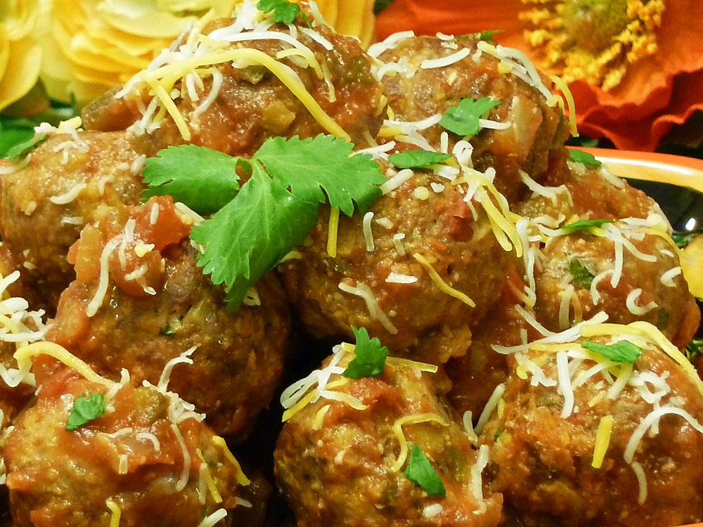 If you love Mexican food, you simply must try these Taco Meatballs.