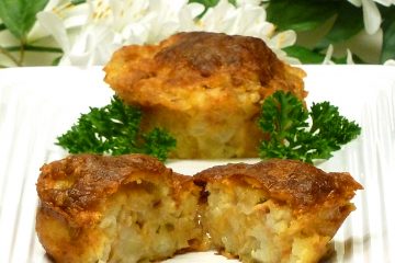 Yummy tater tot muffins are a new way to lure your family to the dinner table.