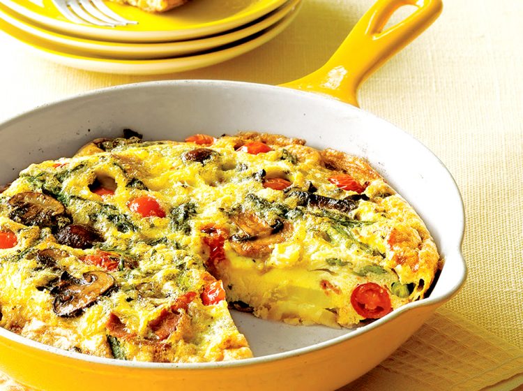 Asparagus Mushroom Tomato Frittata is colorful, healthy, and downright scrumptious.