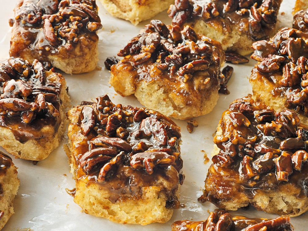 Try this yummy Pecan Sticky Buns recipe from a famous New York bakery.